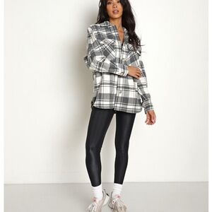 BB Dakota Gray White Plaid Busy Season Shirt Jacket Shacket Size M